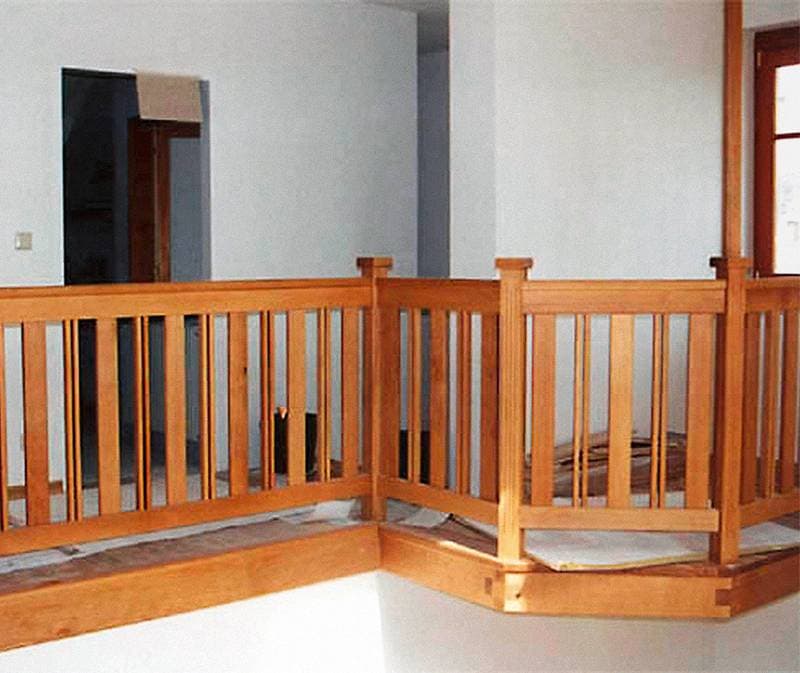 Beispielbild für Innenausbau: Stiege.jpg